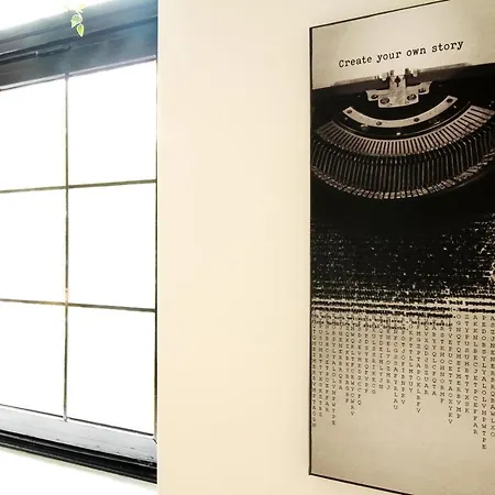 Secret Hideaways Zentrales Newyork-designapartment Mit 2 Betten Nahe Messe L Flughafen Apartment